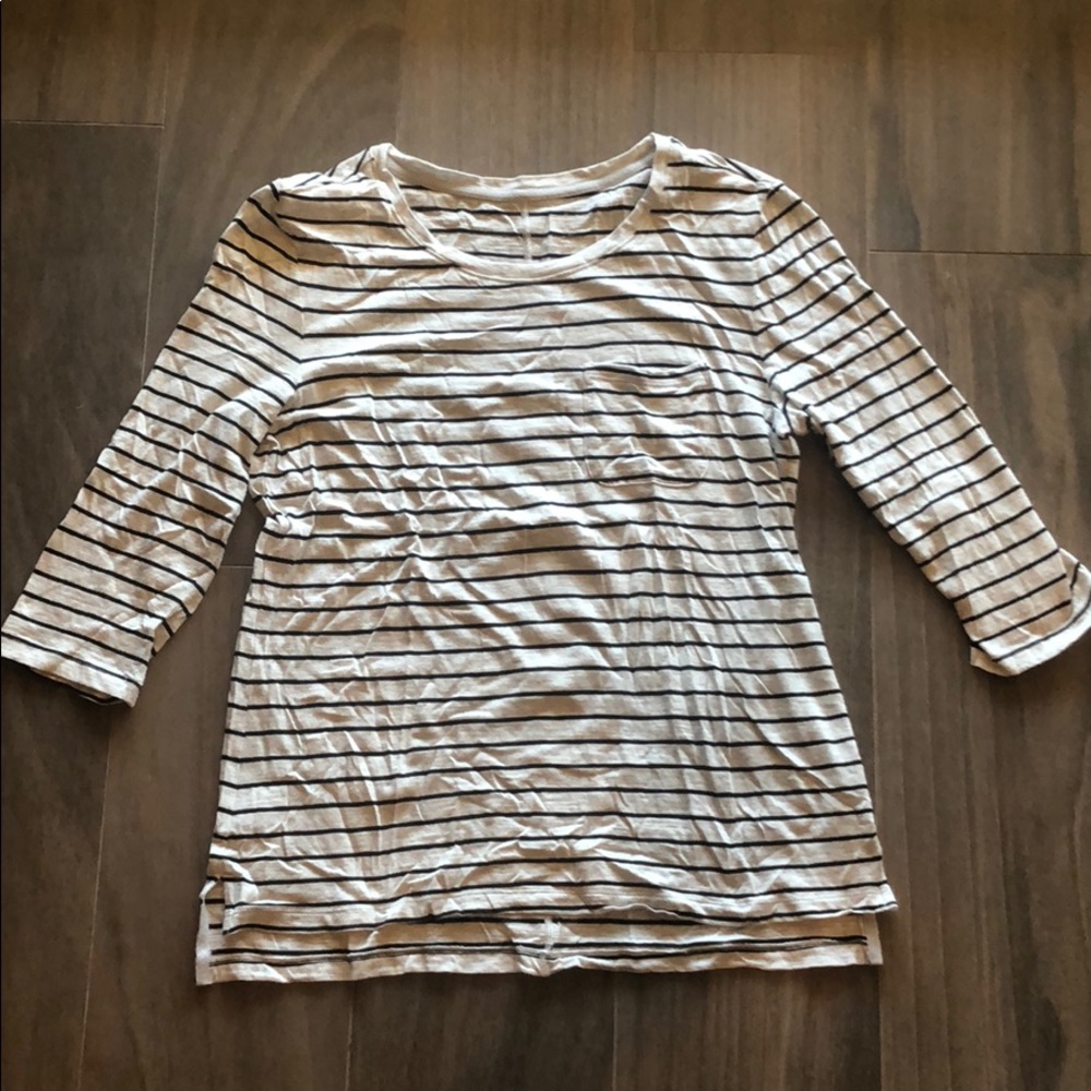 Women’s Malibu Tee from Banana Republic - Size L
